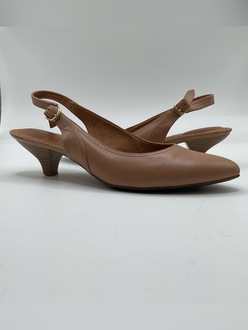 Clarks Slingback Pointed-Toe kitten Heel Pumps - Picture 2 of 16